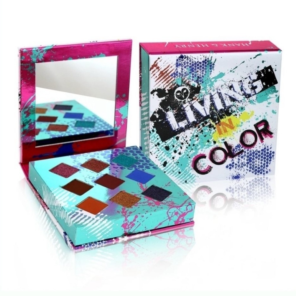 Hank & Henry’s 90s Inspired Living in Color Eyeshadow Palette